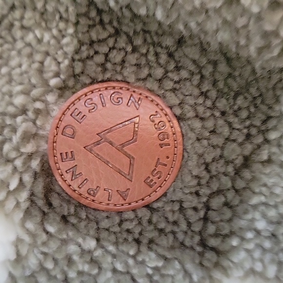 Alpine design jacket - Picture 3 of 6